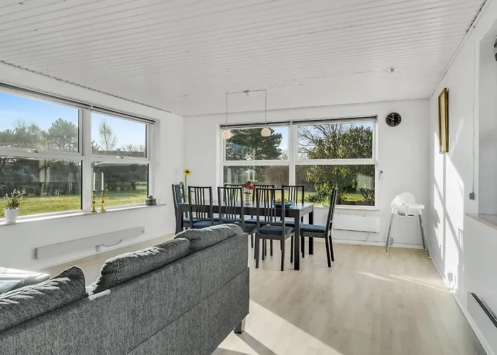 Casa vacanze In Rudkobing With Kitchen